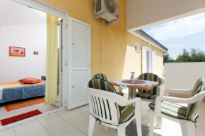  Holiday Home Osibova 14297  Милна